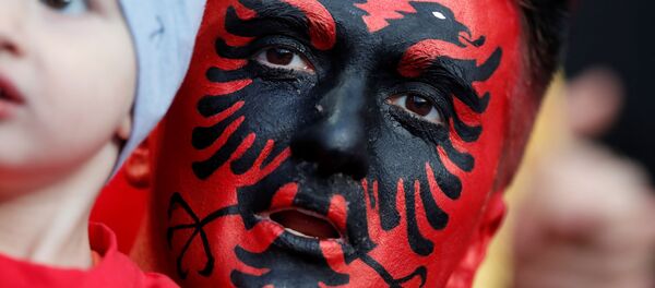 Un supporteur albanais - Sputnik Afrique