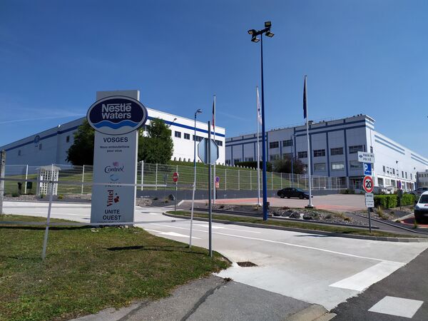 Quand Nestlé prive Vittel… d’eau potable Quand Nestlé prive Vittel… d’eau potable - Sputnik Afrique
