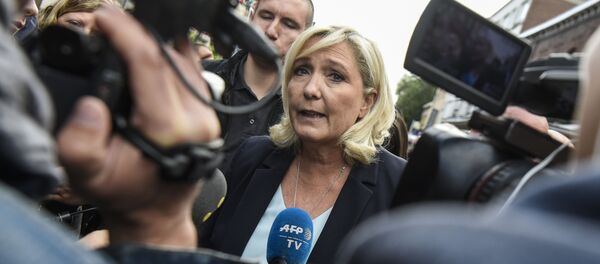  Marine Le Pen - Sputnik Afrique