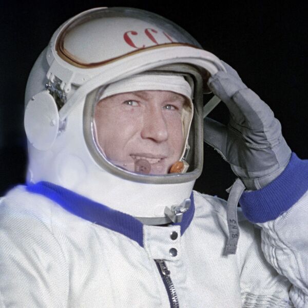Mort d’Alexeï Leonov, le premier homme à avoir effectué une sortie extravéhiculaire dans l’espace
 - Sputnik Afrique