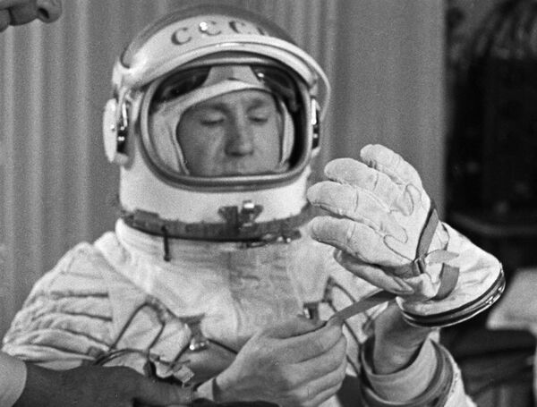 Alexeï Leonov, le premier «piéton de l’espace» n’est plus  - Sputnik Afrique