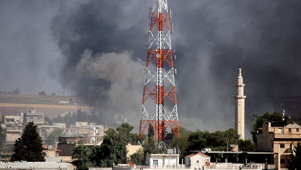 Bombardements turcs près de la ville syrienne de  Ras al-Aïn - Sputnik Afrique