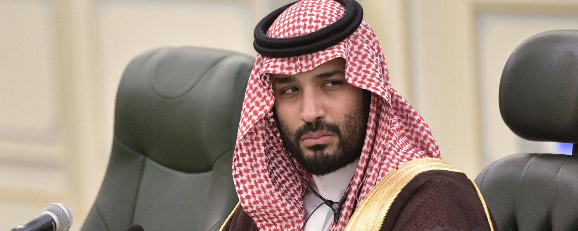 Le prince héritier Mohammed bin Salman assiste à une réunion avec le président russe Vladimir Poutine au palais royal saoudien à Riyad, en Arabie Saoudite. - Sputnik Afrique, 1920, 01.03.2021