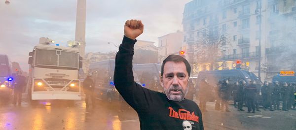 Manifestation des pompiers à Paris, le 15 octobre 2019 - Sputnik Afrique