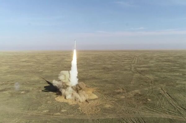 Un missile de croisière lancé à partir du système de missiles Iskander - Sputnik Afrique