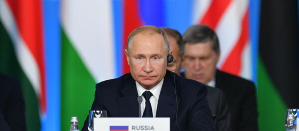  Vladimir Poutine lors de la deuxième session plénière du sommet Russie-Afrique à Sotchi - Sputnik Afrique