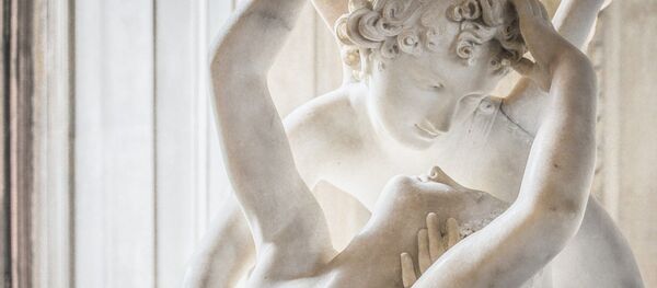 des statues - Sputnik Afrique