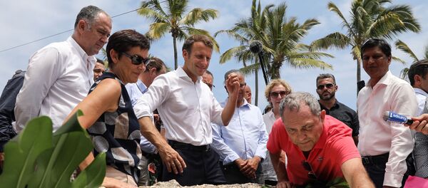 Emmanuel Macron en visite à La Réunion - Sputnik Afrique