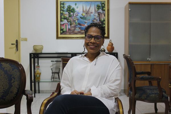 Nathalie Yamb, nouvelle héroïne de la libération de l’Afrique depuis le sommet de Sotchi Nathalie Yamb, nouvelle héroïne de la libération de l’Afrique depuis le sommet de Sotchi - Sputnik Afrique