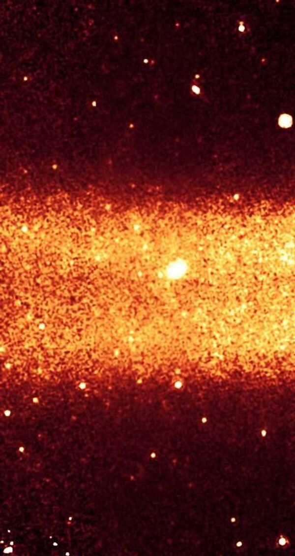 Galaxies invisibles, trous noirs, quasars: top-8 des découvertes de télescopes spatiaux en images Galaxies invisibles, trous noirs, quasars: top-8 des découvertes de télescopes spatiaux en images - Sputnik Afrique