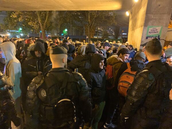 Mesures du gouvernement face à la crise migratoire: «il ne s’agit pas d’une véritable politique!» - Sputnik Afrique