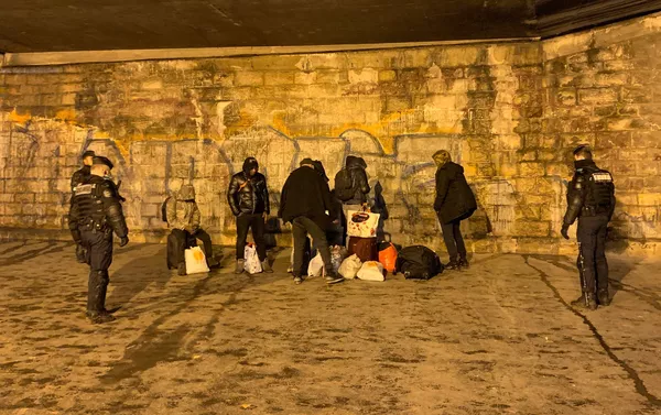 L'évacuation du camp de migrants de la Porte de la Chapelle - Sputnik Afrique