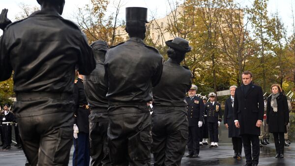 Emmanuel Macron inaugure le monument aux Morts pour la France en opérations extérieures, 11 novembre 2019 - Sputnik Afrique