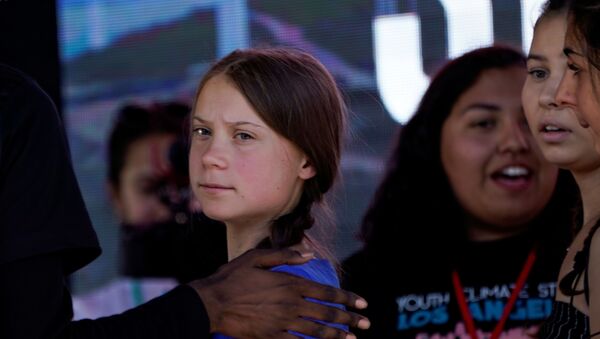 Swedish teen climate activist Greta Thunberg looks on during a march and rally at the Youth Climate Strike in Los Angeles, California, U.S., November 1, 2019. - Sputnik Afrique