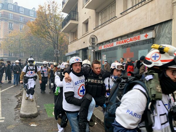 Entre incendies et manifestations: la France a vécu une année 2019 très mouvementée - images Entre incendies et manifestations: la France a vécu une année 2019 très mouvementée - images - Sputnik Afrique