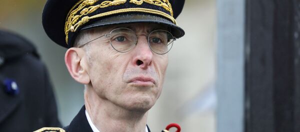Paris Police Prefect Didier Lallement attends a ceremony at the Arc de Triomphe as part of commemorations marking the 101st anniversary of the 11 November 1918 armistice, ending World War I, in Paris, France November 11, 2019 - Sputnik Afrique