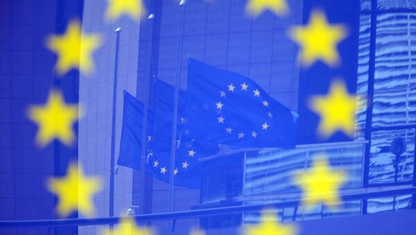 Drapeaux de l'UE à Bruxelles - Sputnik Afrique