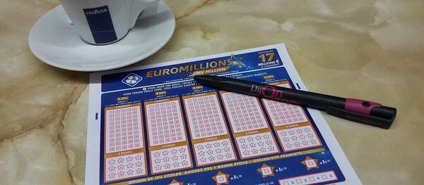 Un ticket de loto - Sputnik Afrique