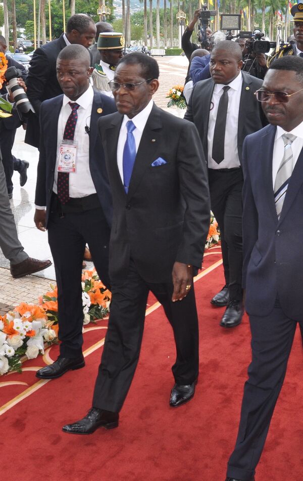 Vers une monnaie commune de la Cemac: «Le franc CFA a l’avantage de la stabilité» Vers une monnaie commune de la Cemac: «Le franc CFA a l’avantage de la stabilité» - Sputnik Afrique