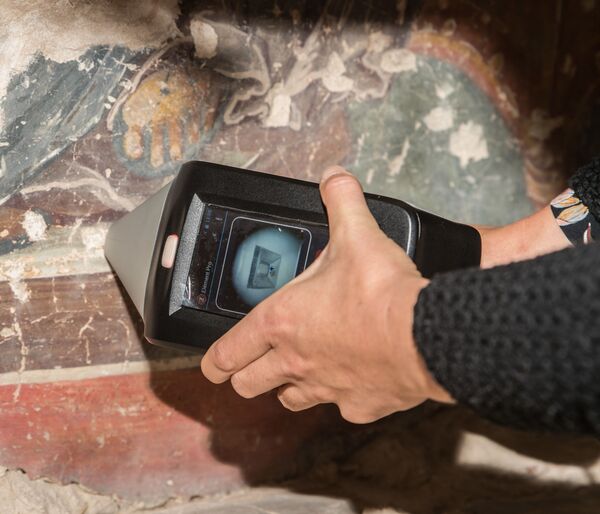 Fresques médiévales de la ville russe de Novgorod: la participation fructueuse d'une équipe française - Sputnik Afrique