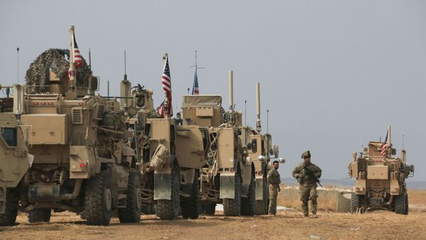 Un convoi militaire américain dans le nord de la Syrie - Sputnik Afrique