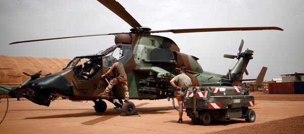 Un hélicoptère français Tigre au Mali - Sputnik Afrique