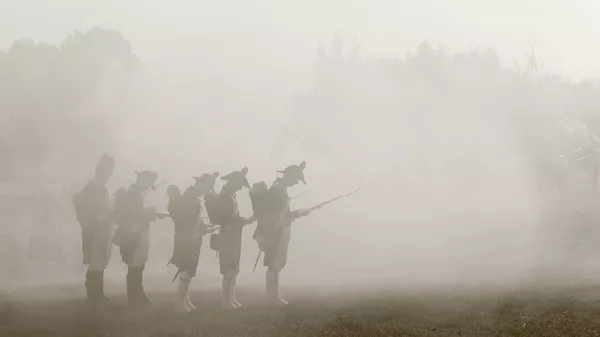 Des hommes en tenue de Napoléon - Sputnik Afrique