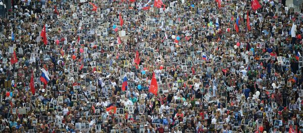 Participants au Régiment immortel à Moscou - Sputnik Afrique