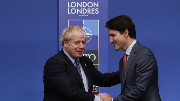 Boris Johnson et Justin Trudeau au sommet de l'Otan - Sputnik Afrique