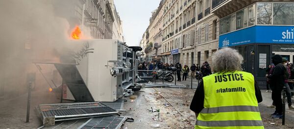 Des incidents éclatent à Paris, notamment boulevard de Magenta - Sputnik Afrique