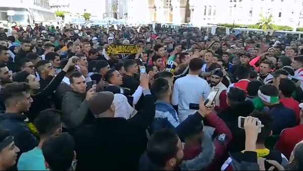 Manifestation en Algérie, 6 décembre 2019 - Sputnik Afrique