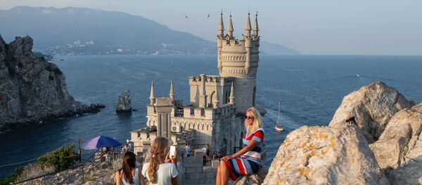 Le château du Nid d'hirondelle à Ialta, en Crimée - Sputnik Afrique