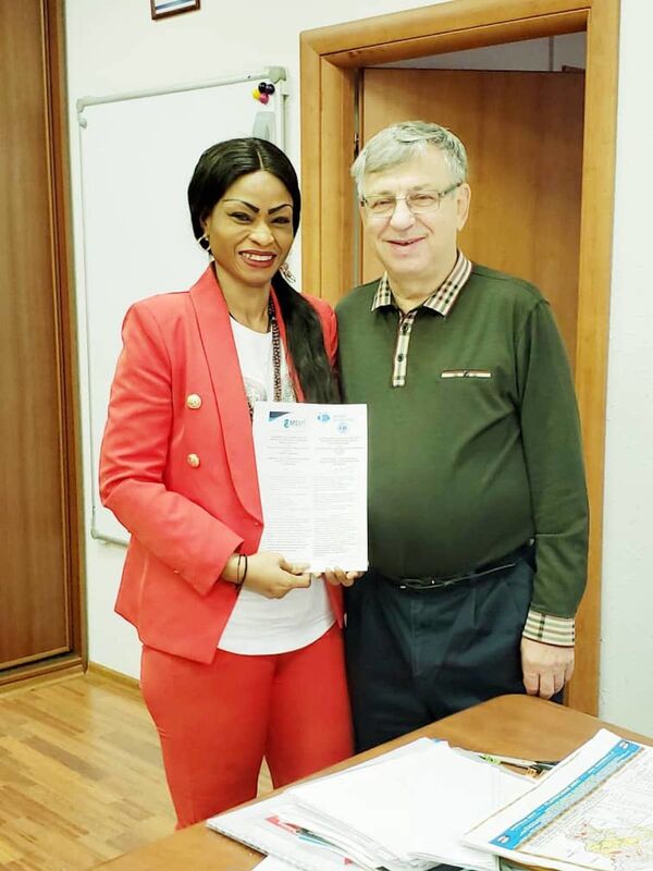 Audrey Chicot, la dame de fer de l’industrie métallurgique au Cameroun - Sputnik Afrique