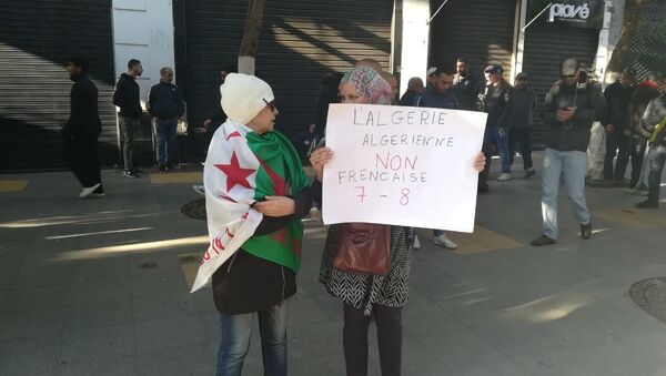 Manifestation contre la tenue de l’élection présidentielle, Alger, 12 décembre 2019 - Sputnik Afrique
