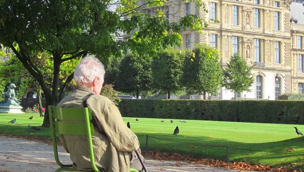 Un vieil homme - Sputnik Afrique
