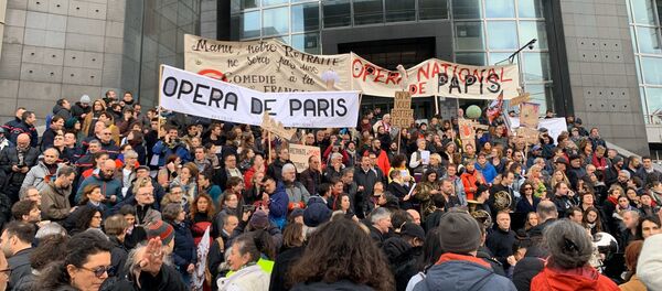 Une manifestation retraite Opéra de Paris - Sputnik Afrique