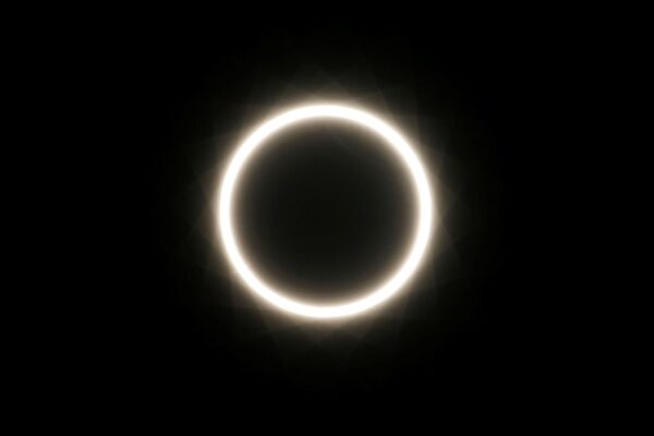 L’éclipse solaire annulaire du 26 décembre
 - Sputnik Afrique