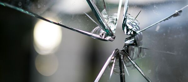 Verre brisée - Sputnik Afrique