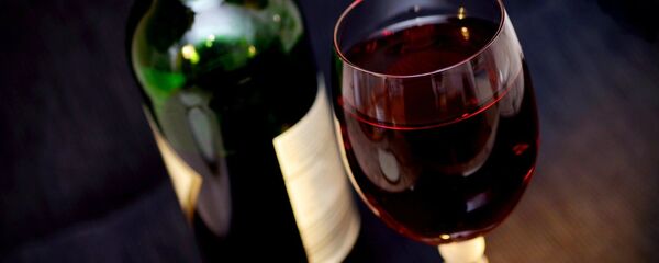 Un verre de vin - Sputnik Afrique