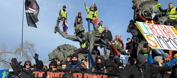 Protestations contre la réforme des retraites à Paris - Sputnik Afrique