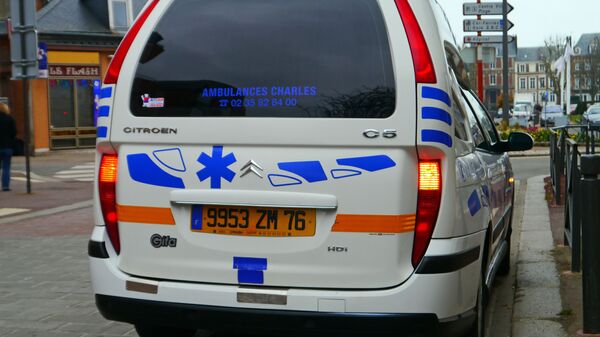 Une ambulance française - Sputnik Afrique