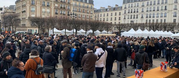 Livreur mort après son interpellation à Paris: une marche blanche à Levallois-Perret en son hommage - Sputnik Afrique