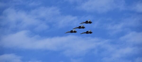 Manoeuvres avec munitions réelles «Borkane 2020» en 4e région militaire à Ouargla - Sputnik Afrique