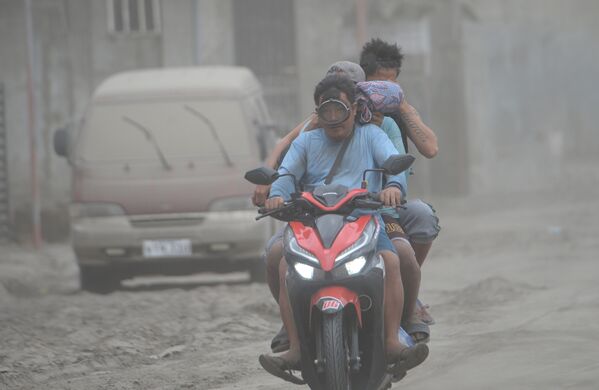 Sous les cendres: les Philippines après l’éruption du volcan Taal
 - Sputnik Afrique
