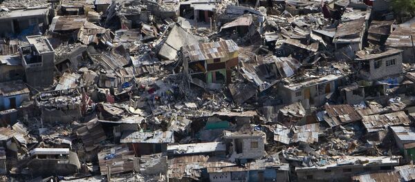 Dégâts du séisme en Haïti, janvier 2010 Dégâts du séisme en Haïti, janvier 2010 - Sputnik Afrique