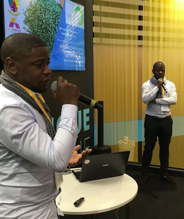Des entrepreneurs camerounais donnent une deuxième vie aux pneus usagés Des entrepreneurs camerounais donnent une deuxième vie aux pneus usagés - Sputnik Afrique