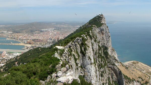 Vue panoramique vers le nord depuis le haut du Rocher de Gibraltar. - Sputnik Afrique