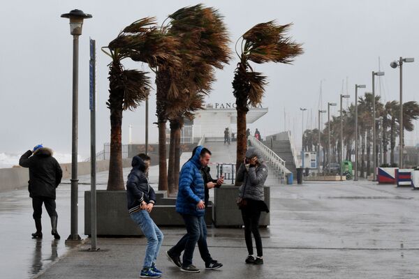 La puissante tempête Gloria s’abat sur l’Espagne et la France
 - Sputnik Afrique