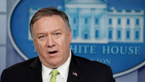 U.S. Secretary of State Mike Pompeo announces new sanctions on Iran in the Brady Press Briefing Room of the White House in Washington, U.S., January 10, 2020.  - Sputnik Afrique
