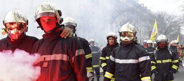 Manifestation des pompiers - Sputnik Afrique